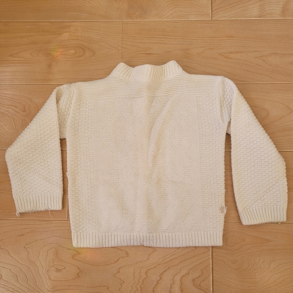 Vintage handmade handknit cream off-white cardigan sweater - Picture 3 of 10